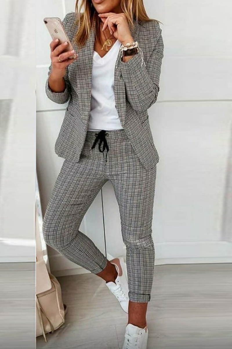 Emma - Elegante Completo a Quadri in Tweed
