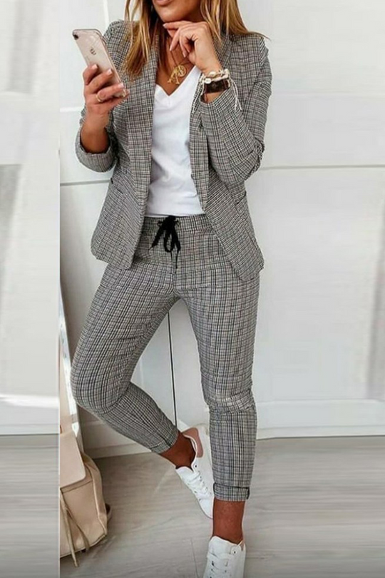 Emma - Elegante Completo a Quadri in Tweed
