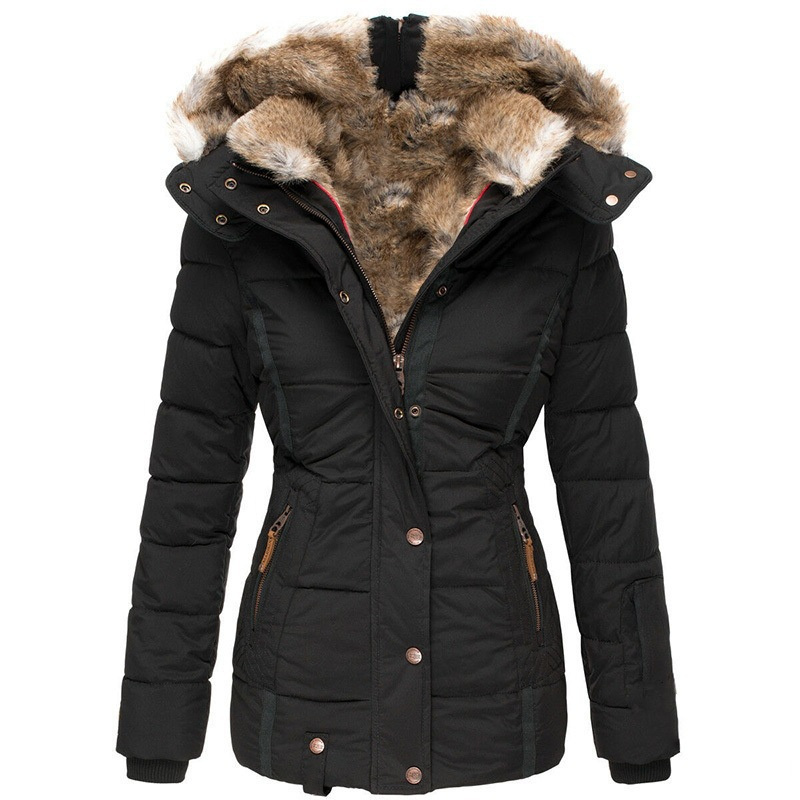 Stijlvolle Sanne Dames Winterjas met capuchon, ideaal voor een comfortabele en warme winterlook.