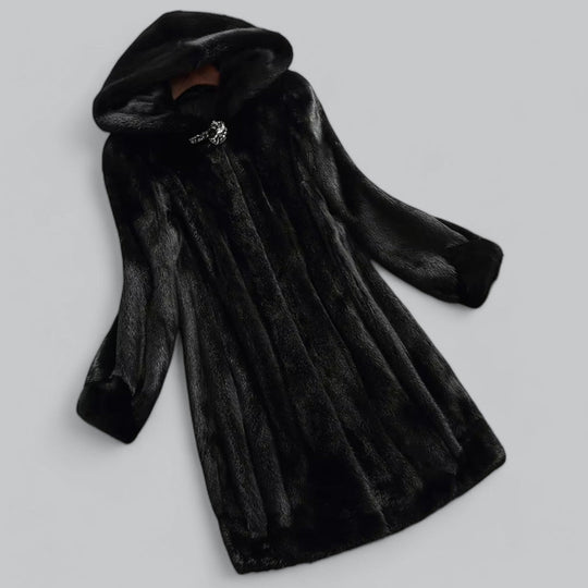 Elegante winterjas met een warme en comfortabele capuchon.