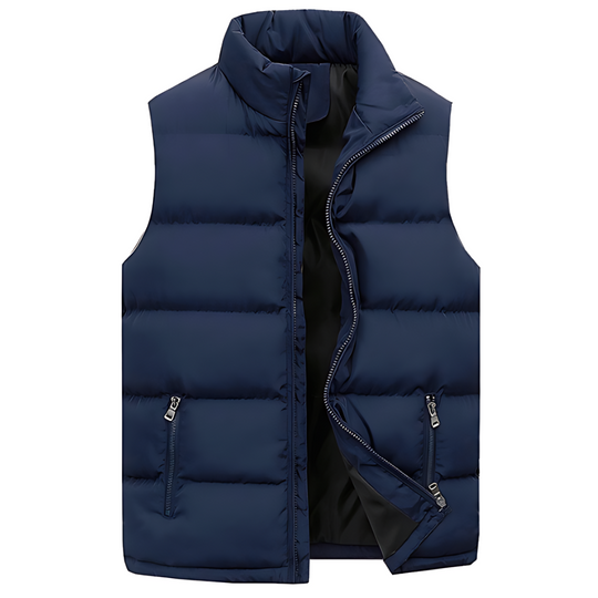 Close-up van de rits en gewatteerde details van een bodywarmer.