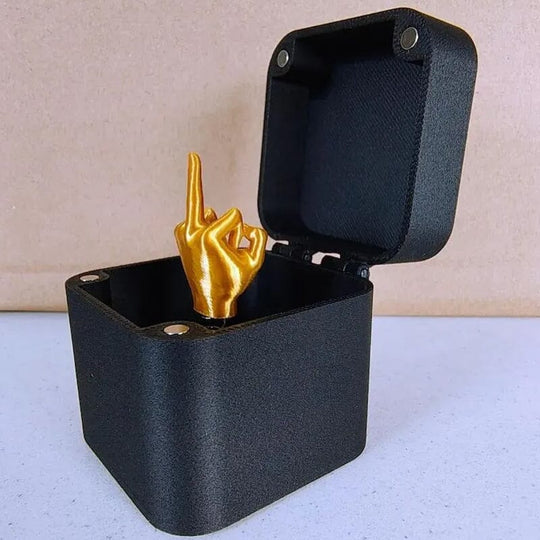 PrankBox met een humoristisch en origineel ontwerp.