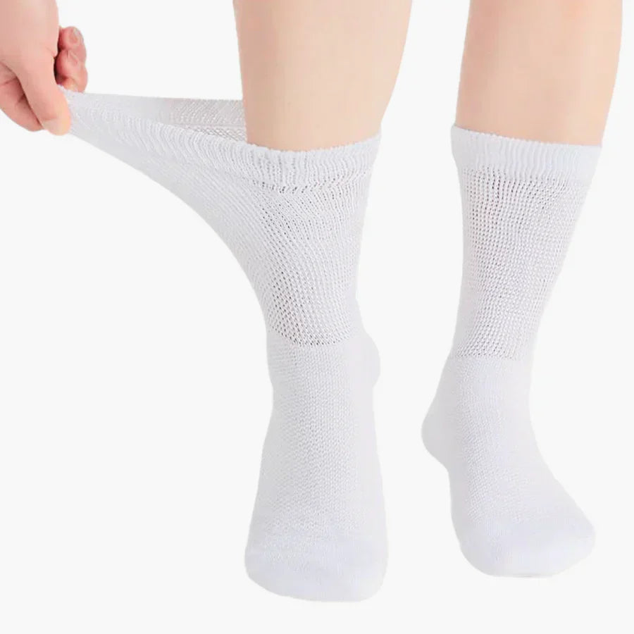 Zachte kindersokken voor kleine voetjes - FlexiSoft, ideaal voor comfort en bescherming.