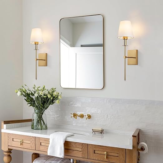 Helena Wandlamp met eenvoudige installatie en een luxe uitstraling.
