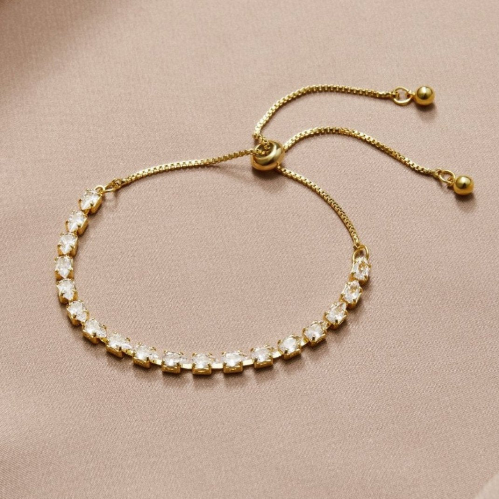 Verfijnd armbandje dat een vleugje glamour toevoegt aan je outfit.
