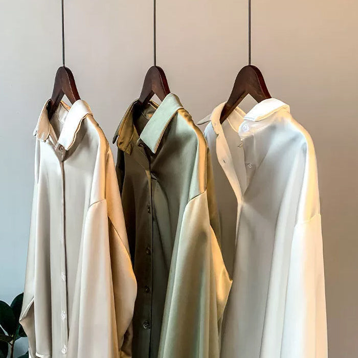 Andrea | Elegant classic blouse made of 100% silk
