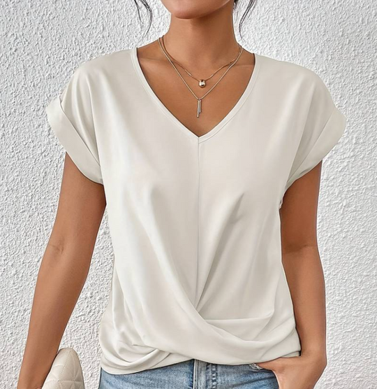 Angelika | Lightweight summer blouse with V-neck