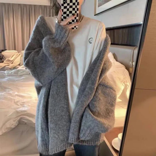 Julia - Comfortable Oversized Knitted Cardigan