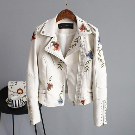 Lena - Modische Jacke mit Blumenstickerei