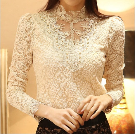 Bella | Elegant blouse with net and embroidery