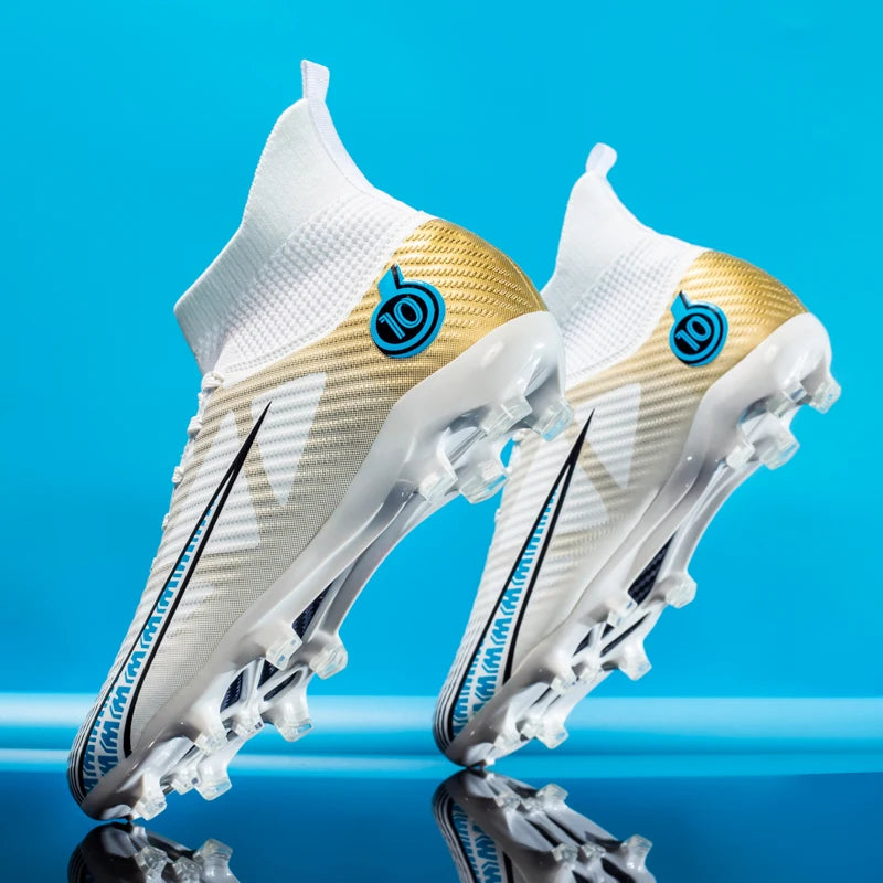 Benjamin | Football shoes for outdoor training