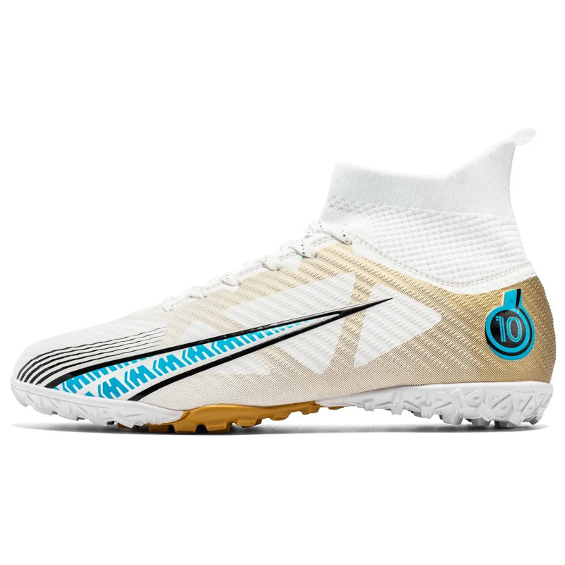 Benjamin | Football shoes for outdoor training
