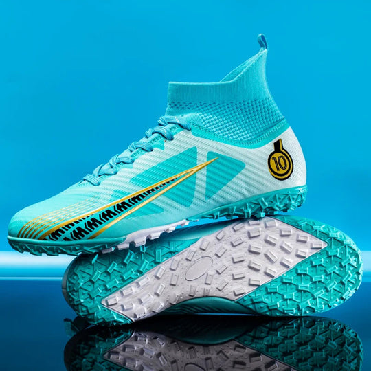 Benjamin | Football shoes for outdoor training