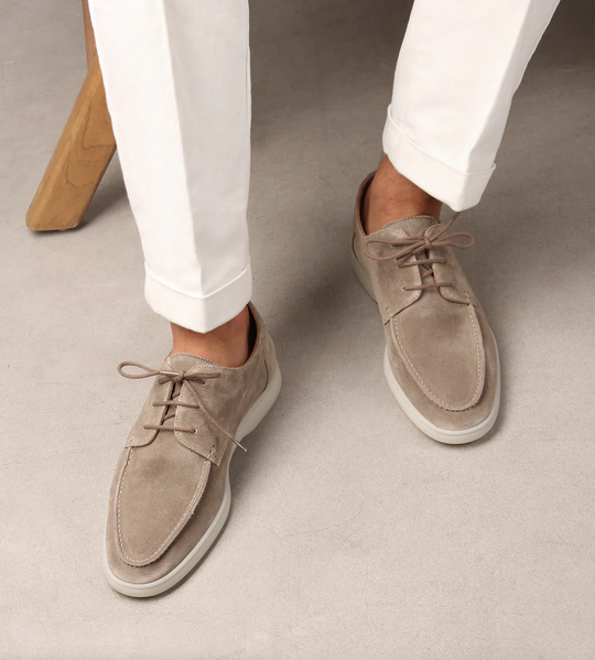 Mike - Elegante e Confortevole per Ogni Occasione