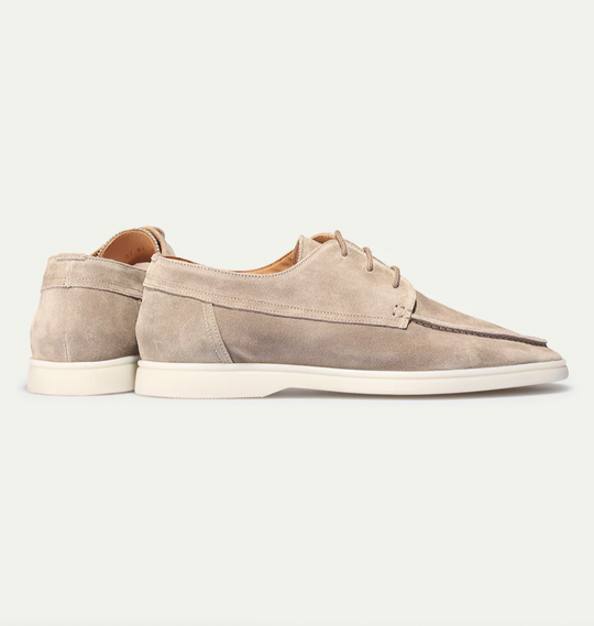 Mike - Elegante e Confortevole per Ogni Occasione