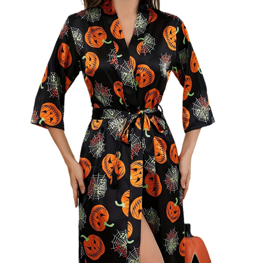 Christina | Geisterhaftes und bequemes Halloween-Gewand