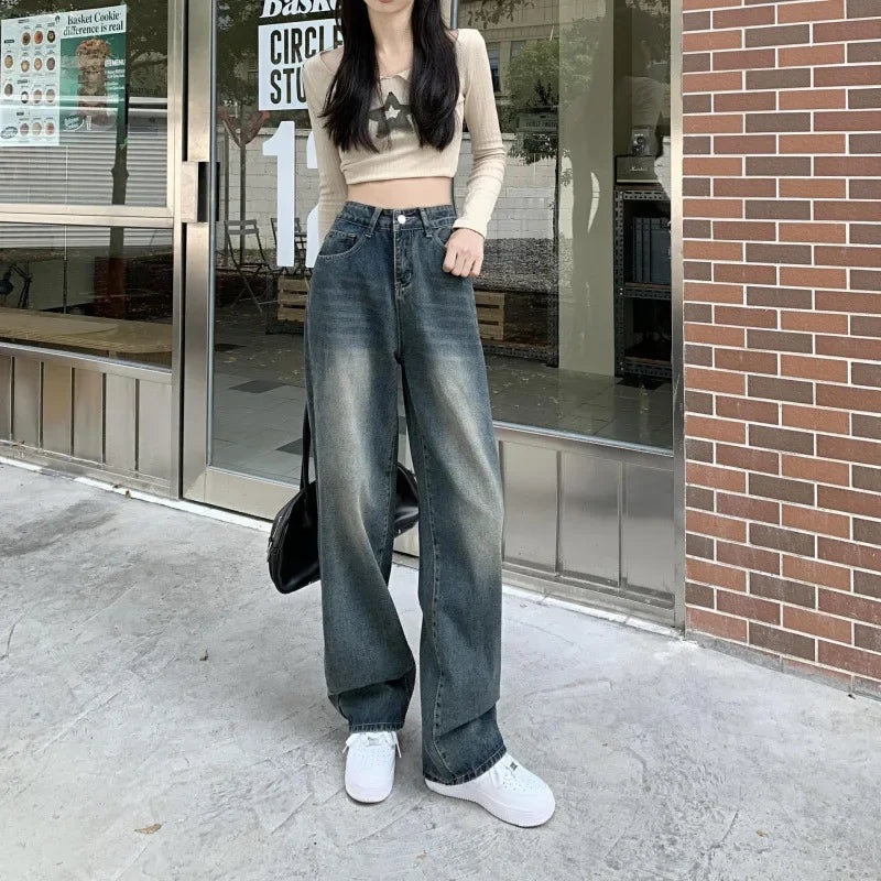 Claudia | classic and vintage baggy jeans