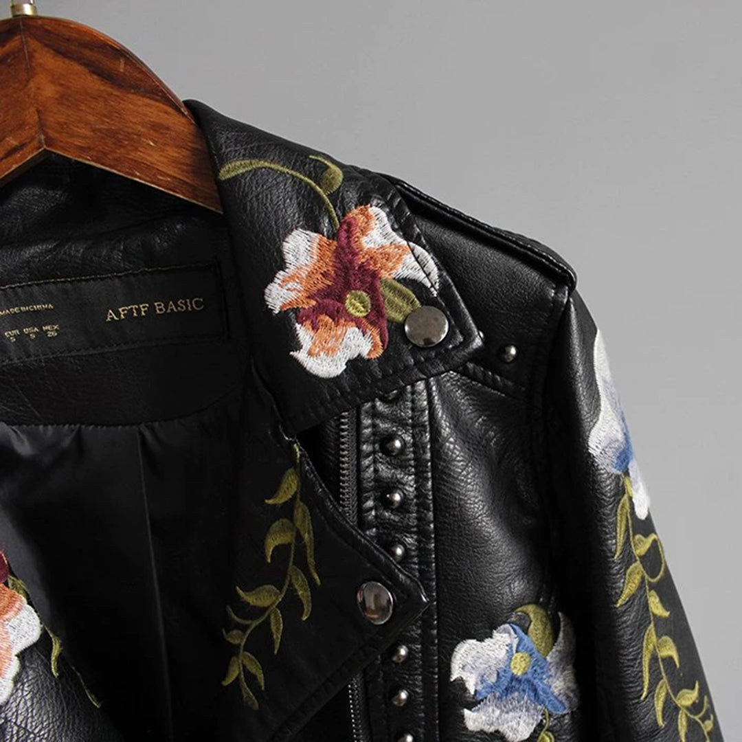 Lena - Modische Jacke mit Blumenstickerei