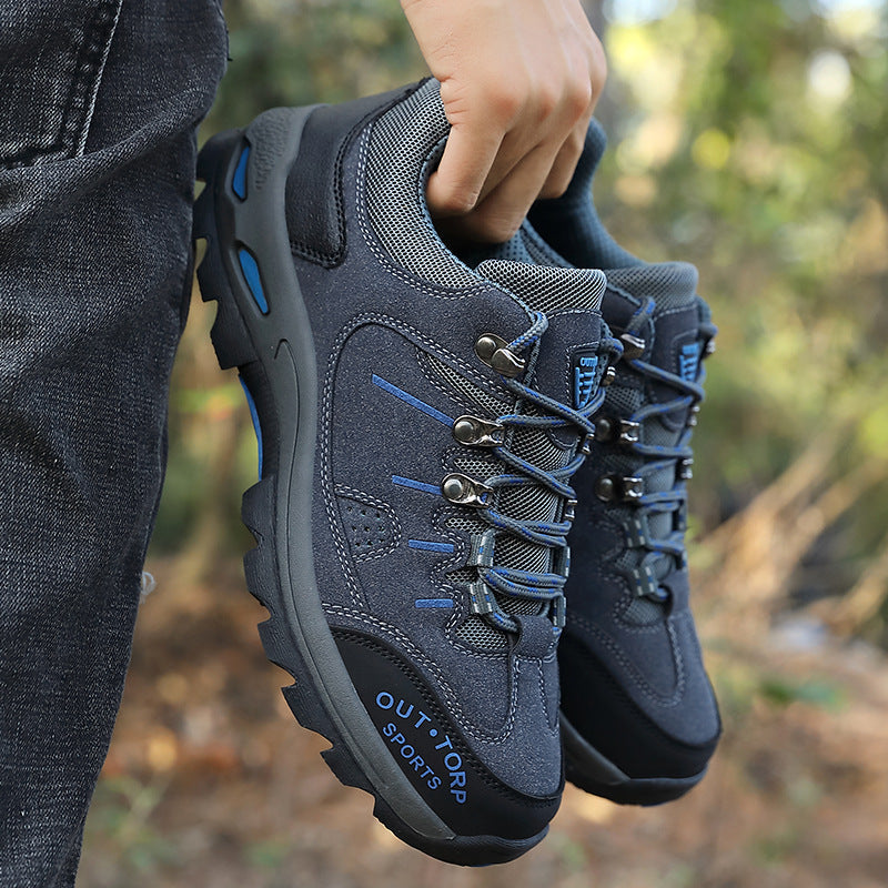 David | Lightweight hiking shoes with anti-slip soles