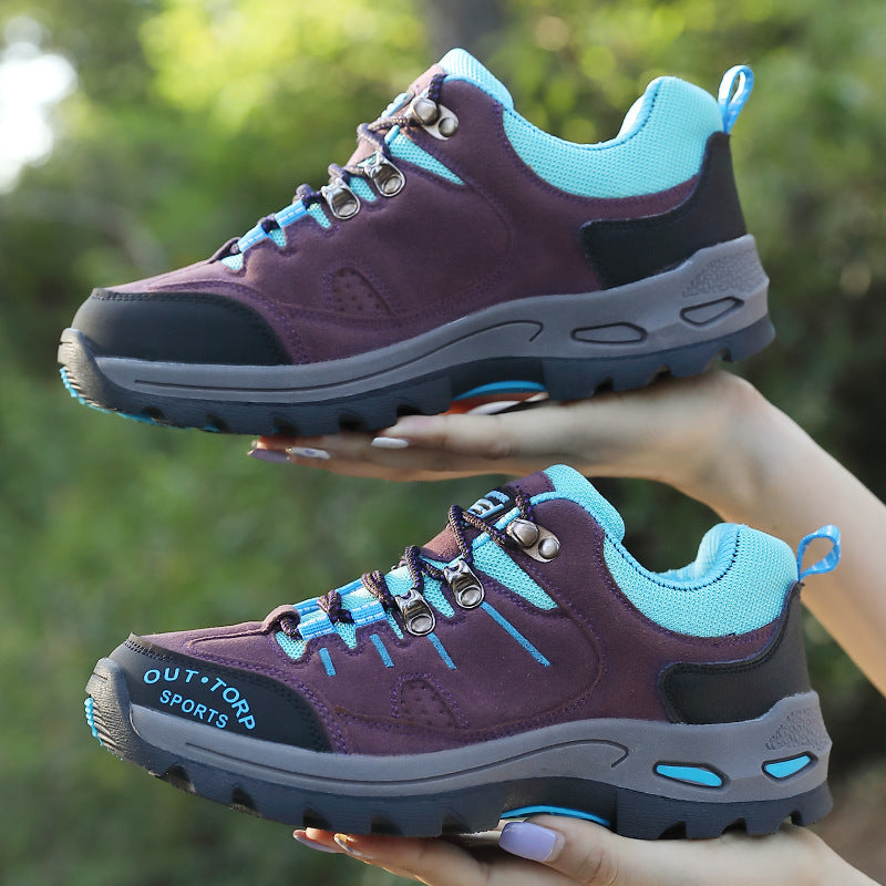 David | Lightweight hiking shoes with anti-slip soles