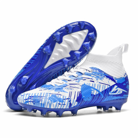 Dennis | Sportive football shoes with laces