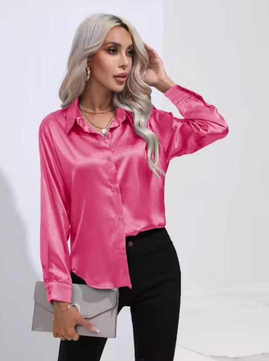 Doreen | Elegante satijnen blouse met charme