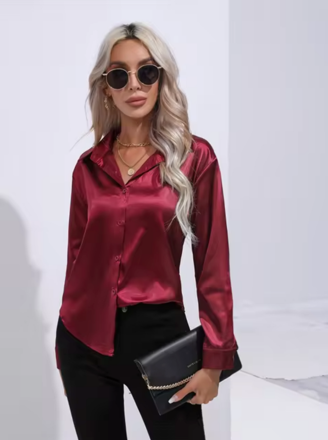 Doreen | Elegante satijnen blouse met charme