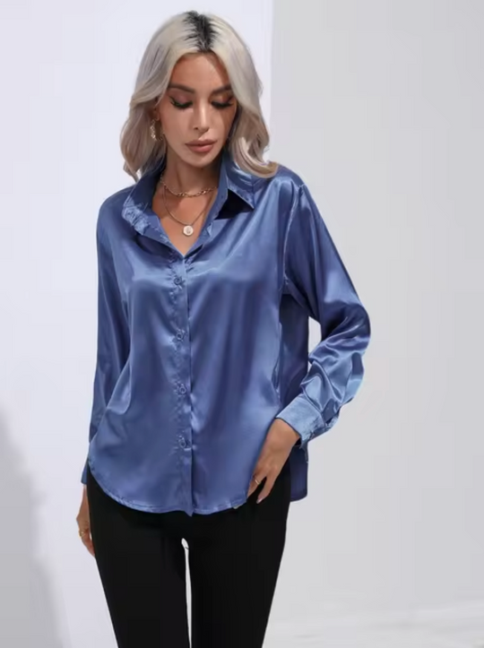 Doreen | Elegante satijnen blouse met charme