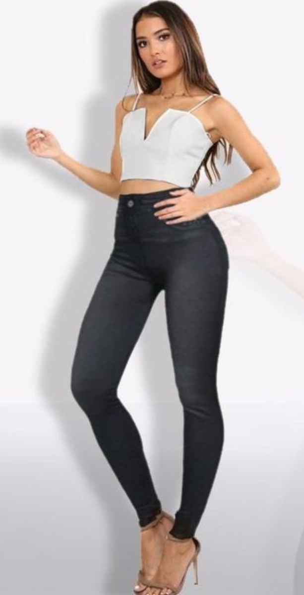 Flexibele stof van de jeggings die elke beweging ondersteunt.
