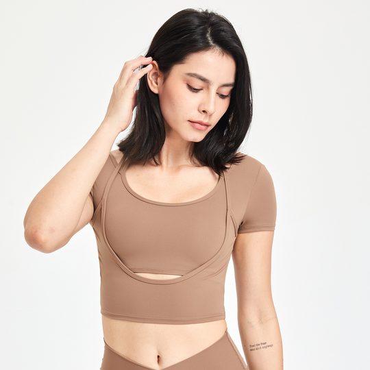 Lena | Top sportivo corto a maniche corte
