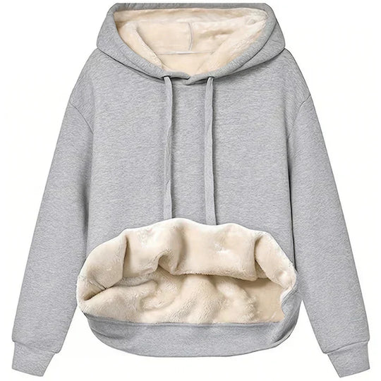 Warme hoodie ideaal voor winterse dagen en buitenactiviteiten.