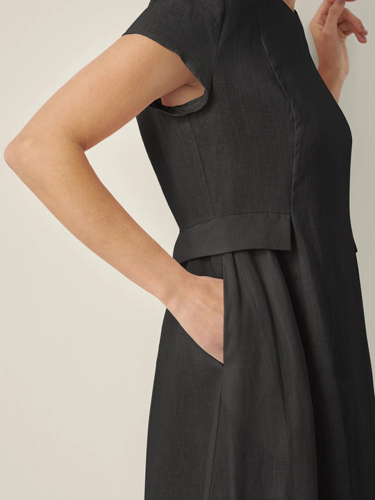 Greta | Midi summer dress with v-neckline