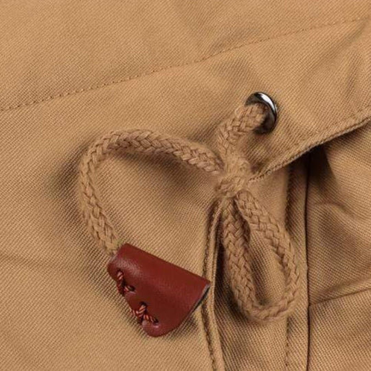 Warme herenjas met luxe voering en stoere look.