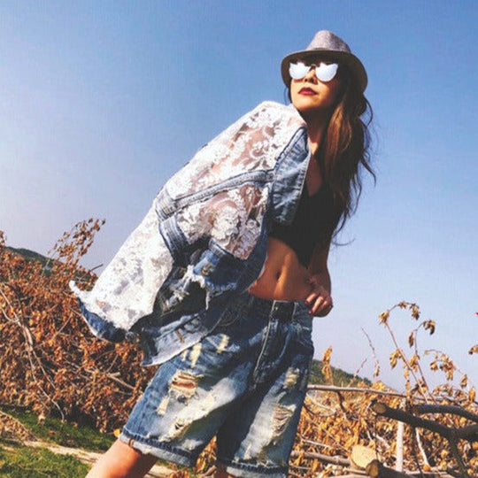 Jessica - Modische Jeansjacke mit Spitzenärmeln