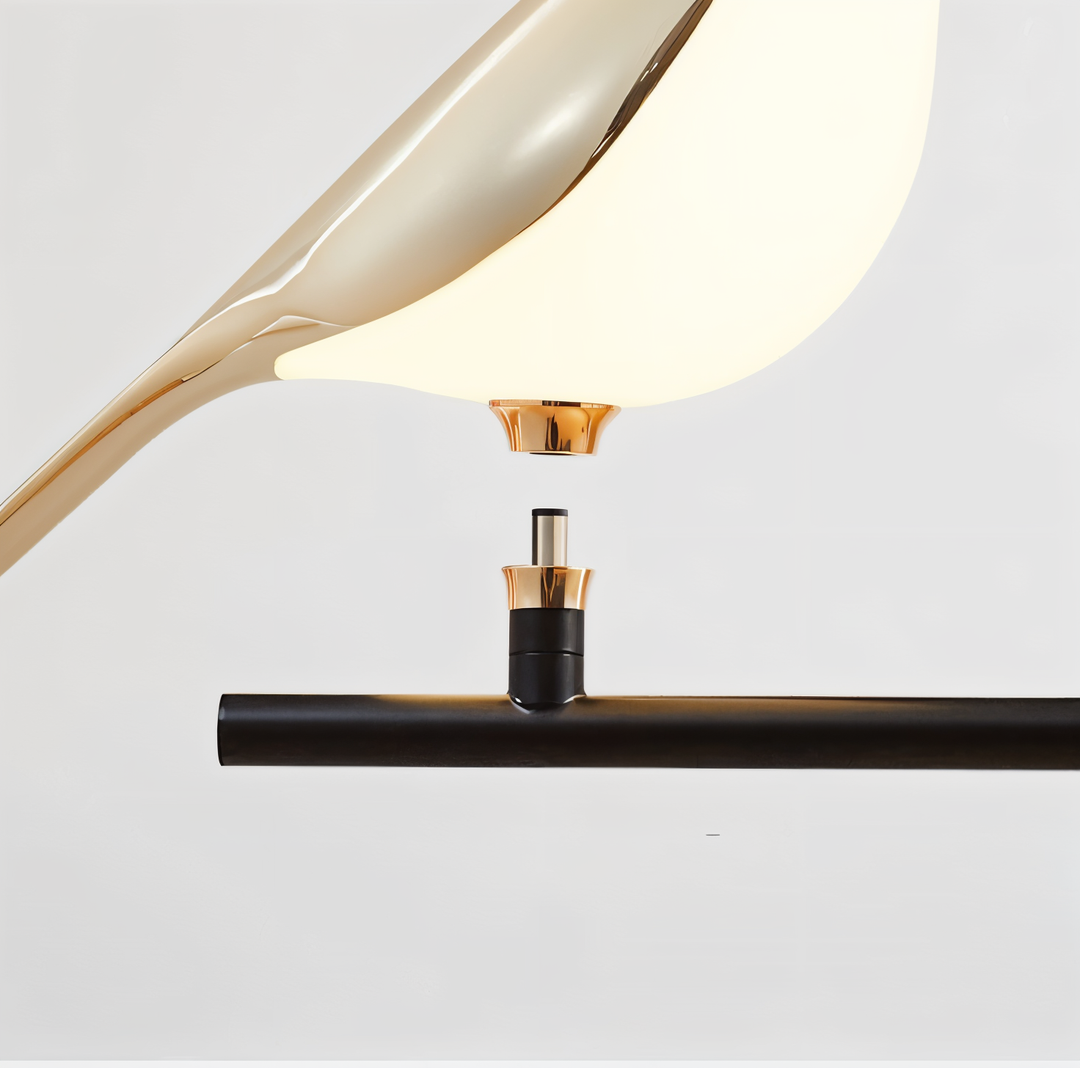 LumeBird wandlamp, ideaal voor een sfeervol accent in je woonkamer of slaapkamer met vogelmotieven.
