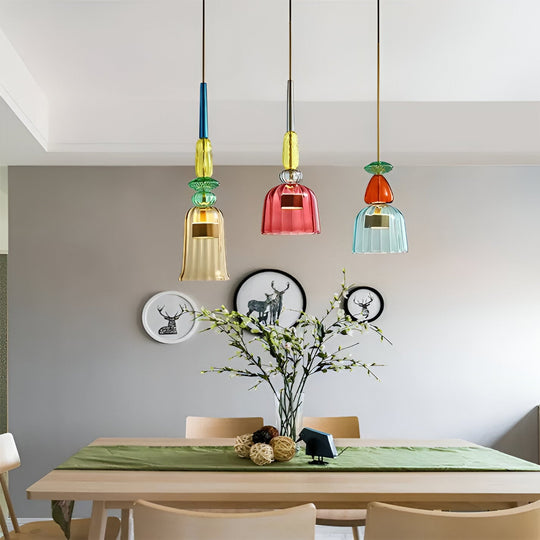 Design LichtLuxe LED hanglampen die de woonkamer een luxueuze sfeer geven.