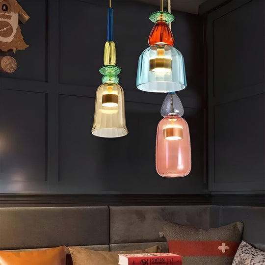 Kleurrijke LED verlichting van LichtLuxe voor een warme en levendige sfeer.