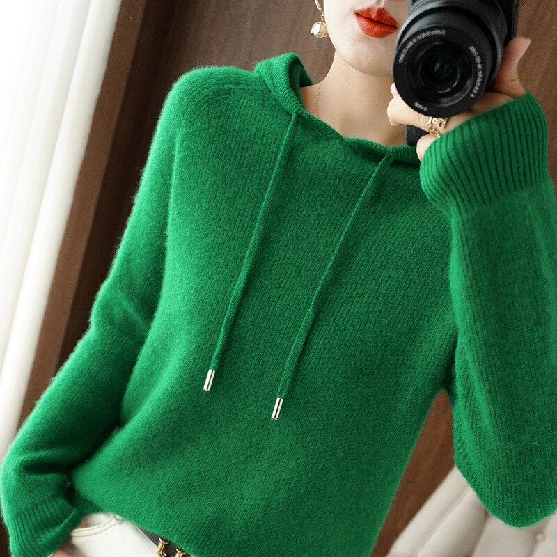 Jennifer | Timeless hoodie with long sleeves