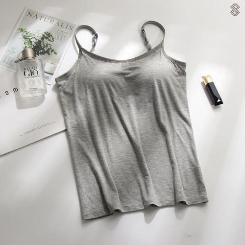 Juliane | Comfortable tank top with built-in bra