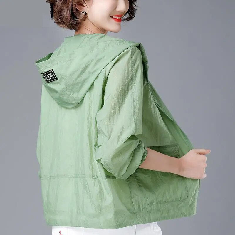 Karin | Windproof rain jacket with hood