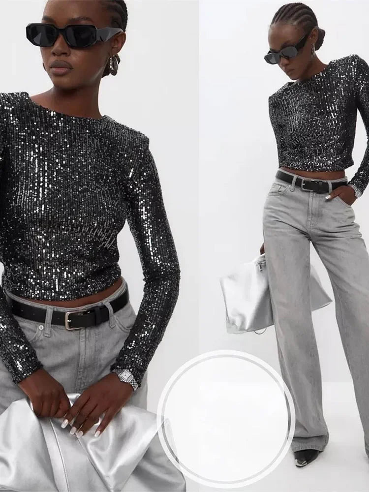 Karolin | Crop top decorated with sequins with long sleeves