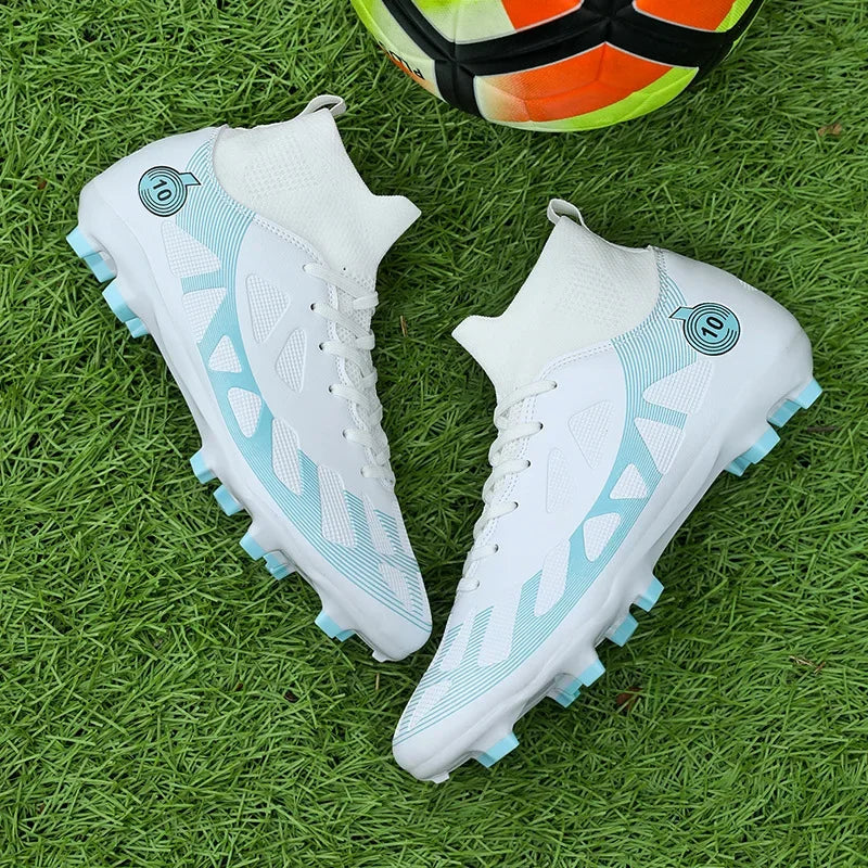 Kevin | Unisex football shoes with spikes