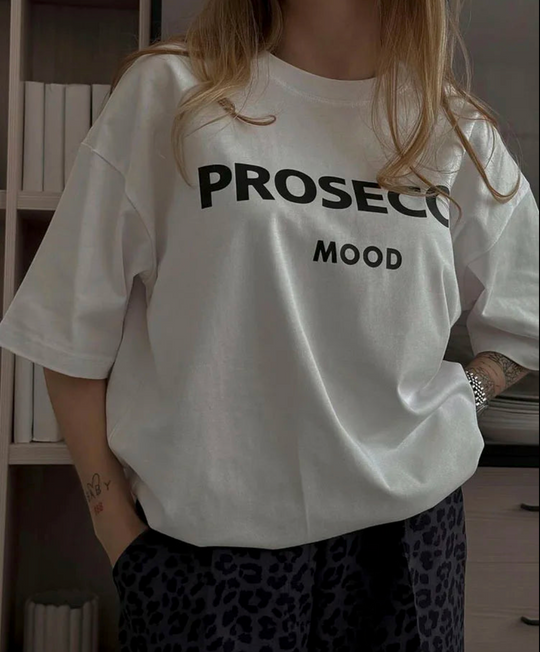 Poppy | Modieus oversized T shirt met proseccoprint