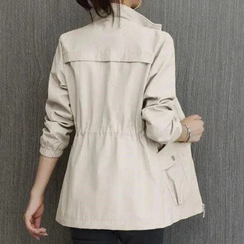Klaudia | Elegant short summer jacket