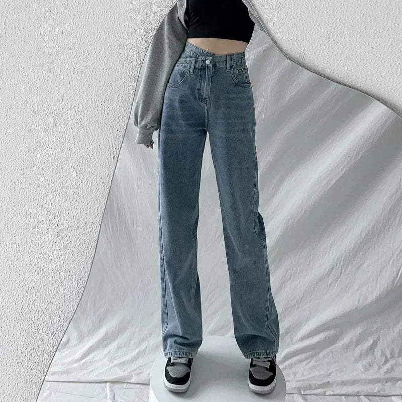 Laura | Relaxed mom jeans with wide legs