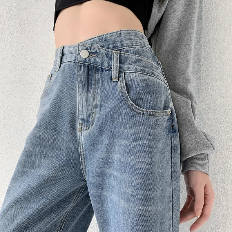 Laura | Relaxed mom jeans with wide legs