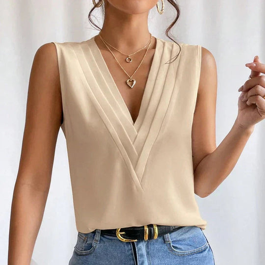 Leah | Elegant summer blouse with short sleeves