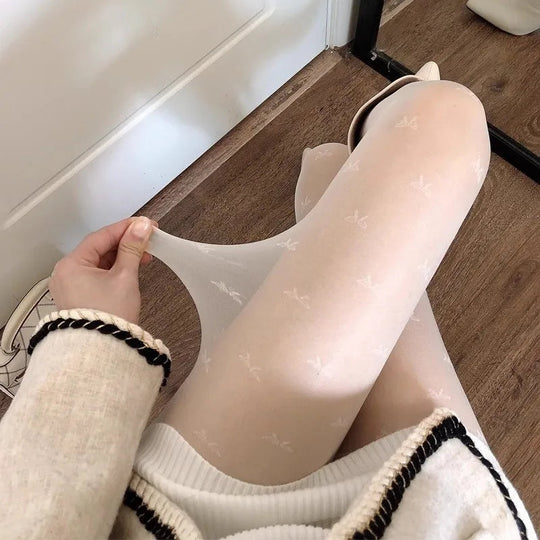 Leah | Modieuze panty met hartjes- en stippenpatroon