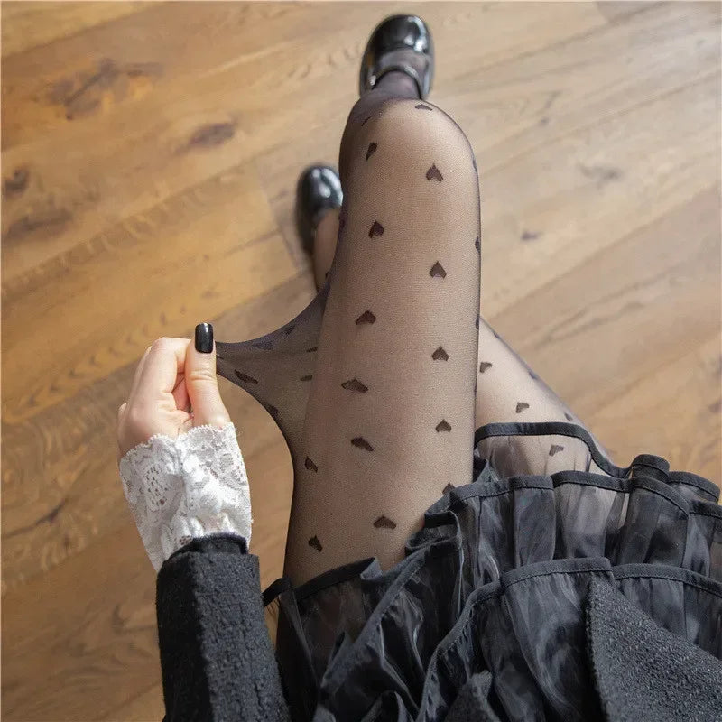 Leah | Modieuze panty met hartjes- en stippenpatroon