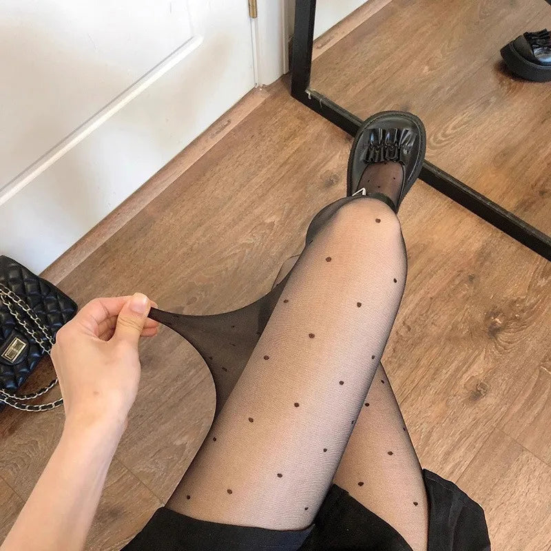 Leah | Modieuze panty met hartjes- en stippenpatroon